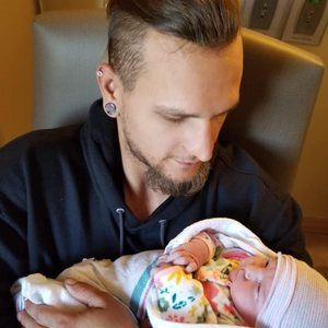 Meet your Posher, Derick